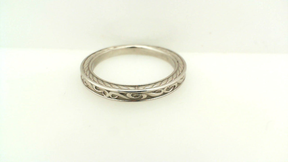 Platinum Vintage-Inspired Fili