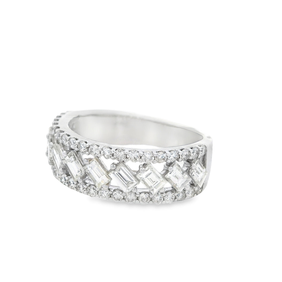 Heera Moti Baguette Diamond Ring