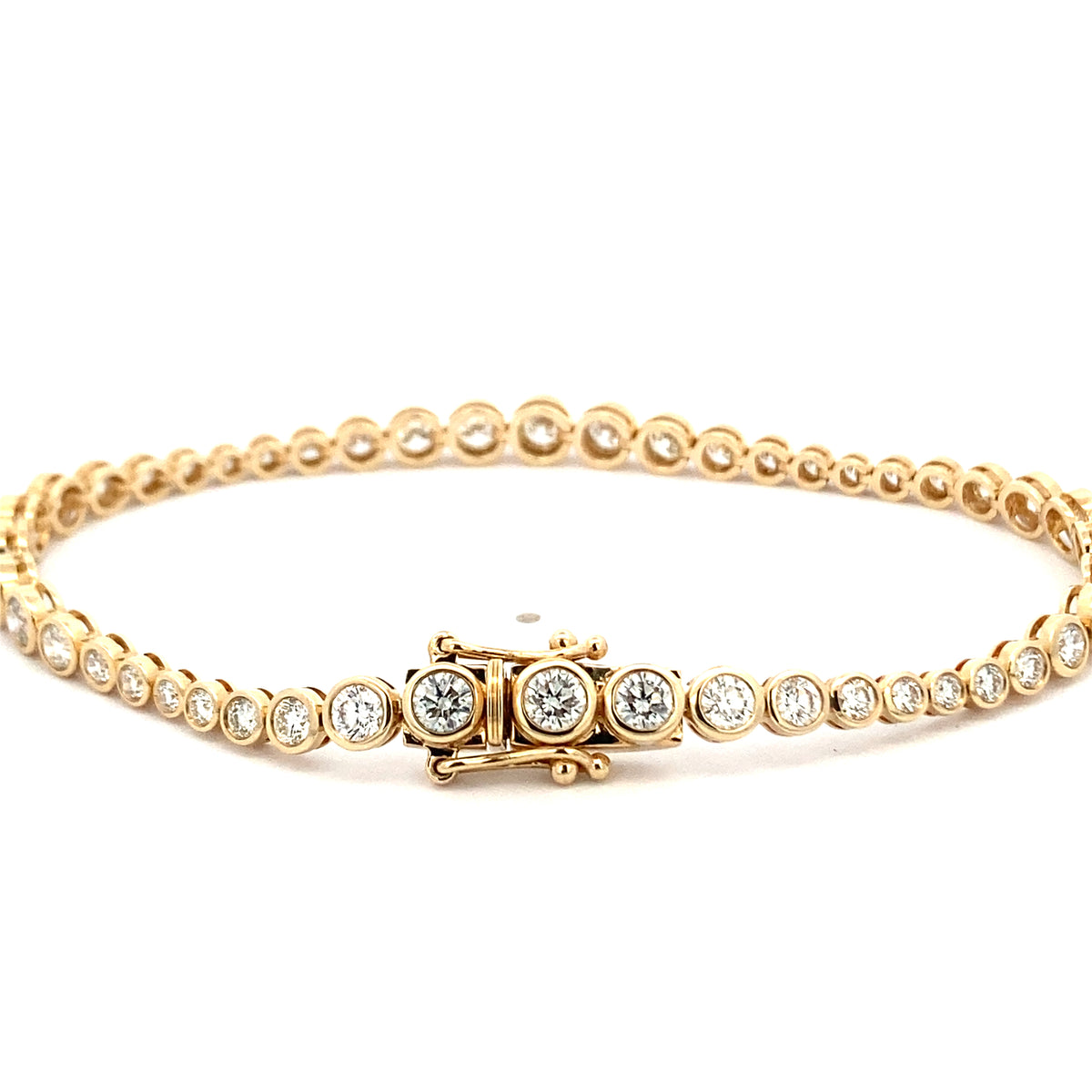 Graduated Diamond Bezel Tennis Bracelet