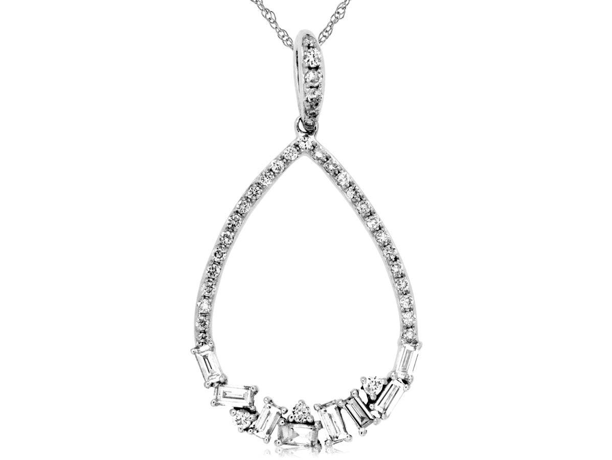 Royal Jewelry Scattered Diamond Pendant