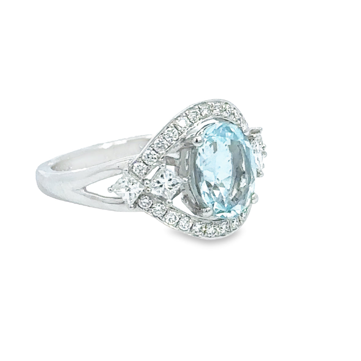 Aquamarine Fashion Ring
