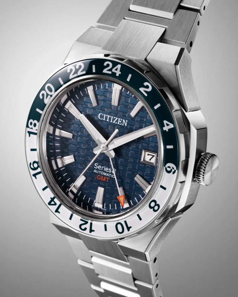 Citizen - Series8 880 GMT