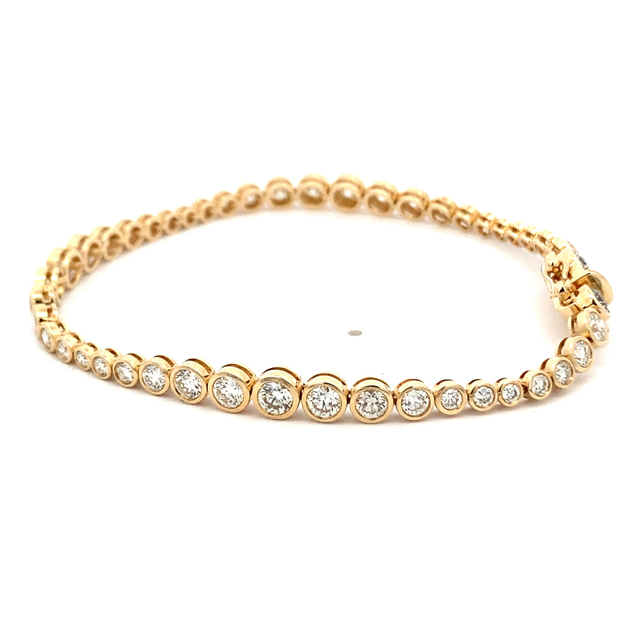 Graduated Diamond Bezel Tennis Bracelet
