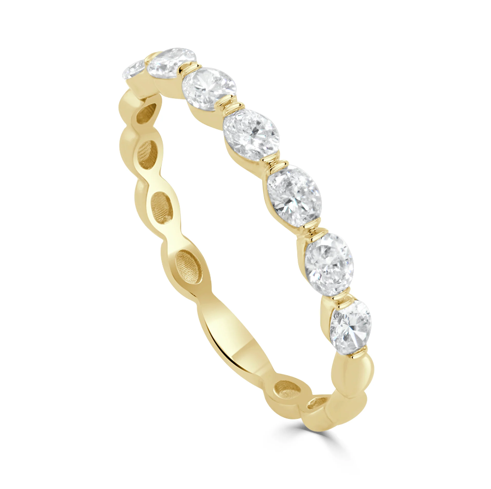 Sabrina Design Oval Diamond Anniversary Band