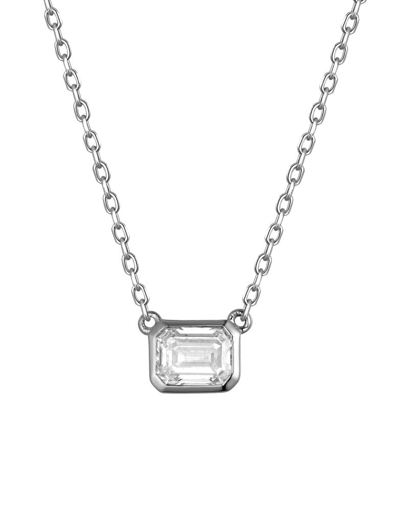 Daisum Solitaire Diamond Pendant