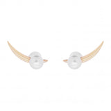 Curve Along Pearl Stud