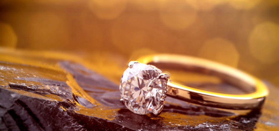 Custom White Gold Diamond Jewelry Engagement Wedding Ring - China Diamond  Jewelry and Loose Crystal Diamond price | Made-in-China.com